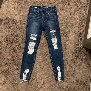 Size 6 American Eagle Super Stretch ripped jeans